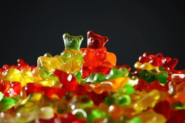 Gummibarchen-gummi-bears-fruit-gums-bear-298937 - edited