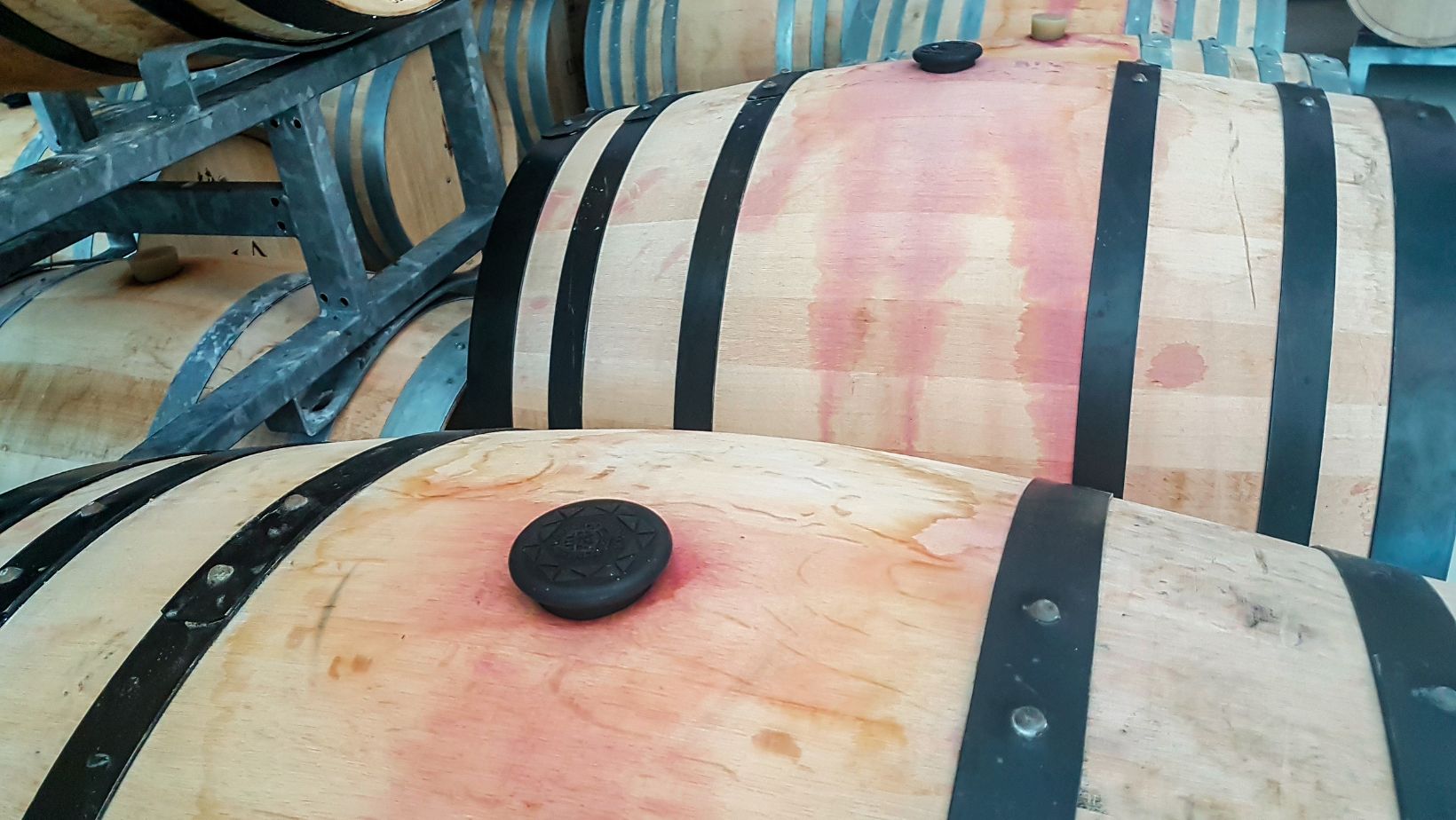 how many 750 ml in a barrel