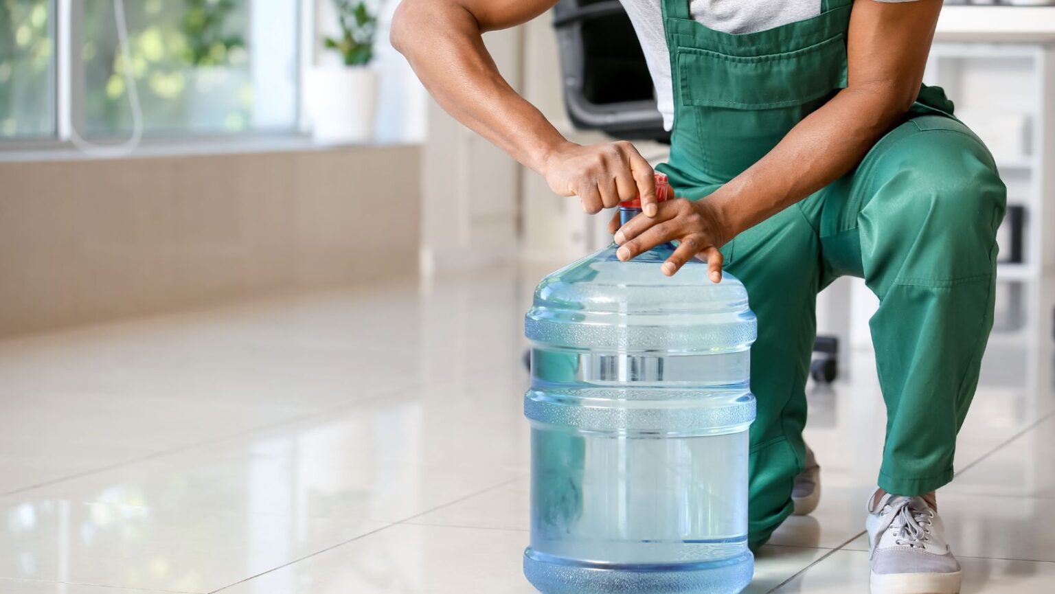 How many ml in a gallon of water unraveling the math behind