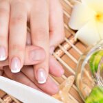 Elegant Acrylic Nails for a Wedding Perfect Bridal Manicure: Elegantes Uñas Acrilicas Para Boda