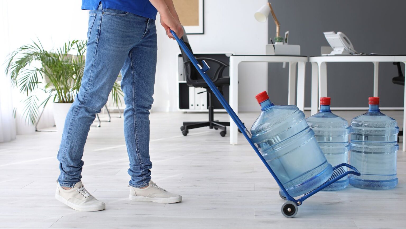 How Many Ml Are In A Gallon Of Water The Answer May Surprise You how-many-ml-are-in-a-gallon-of-water-the-answer-may-surprise-you